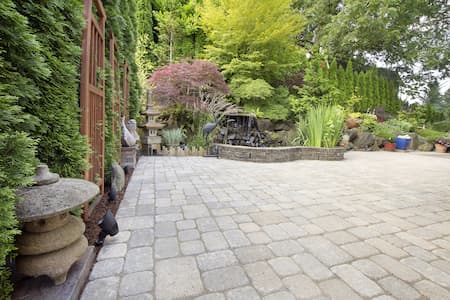 Paver Cleaning Thumbnail